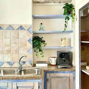 https://a-stylish-and-warming-apartment.in-sardinia.net